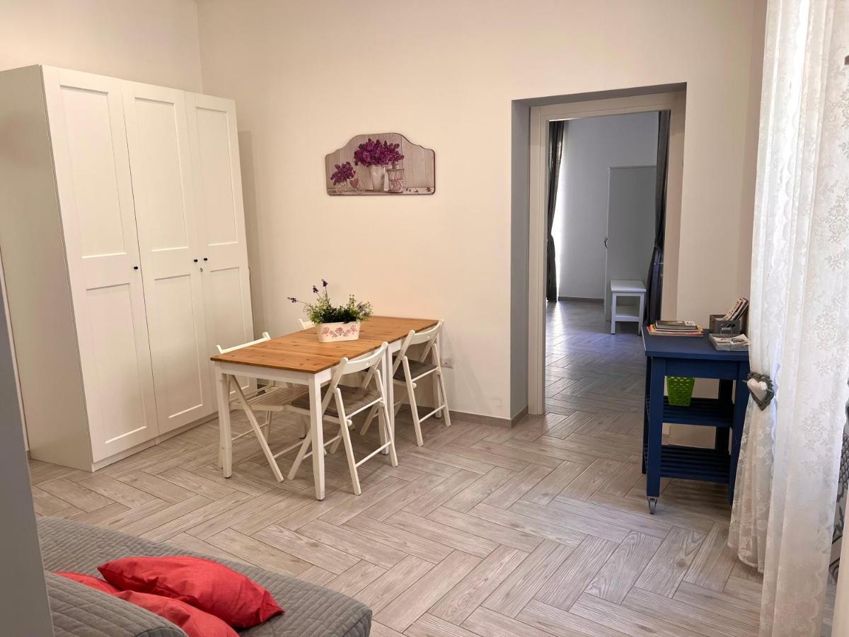 Apartamento Vico Longo 25 Nápoles Exterior foto
